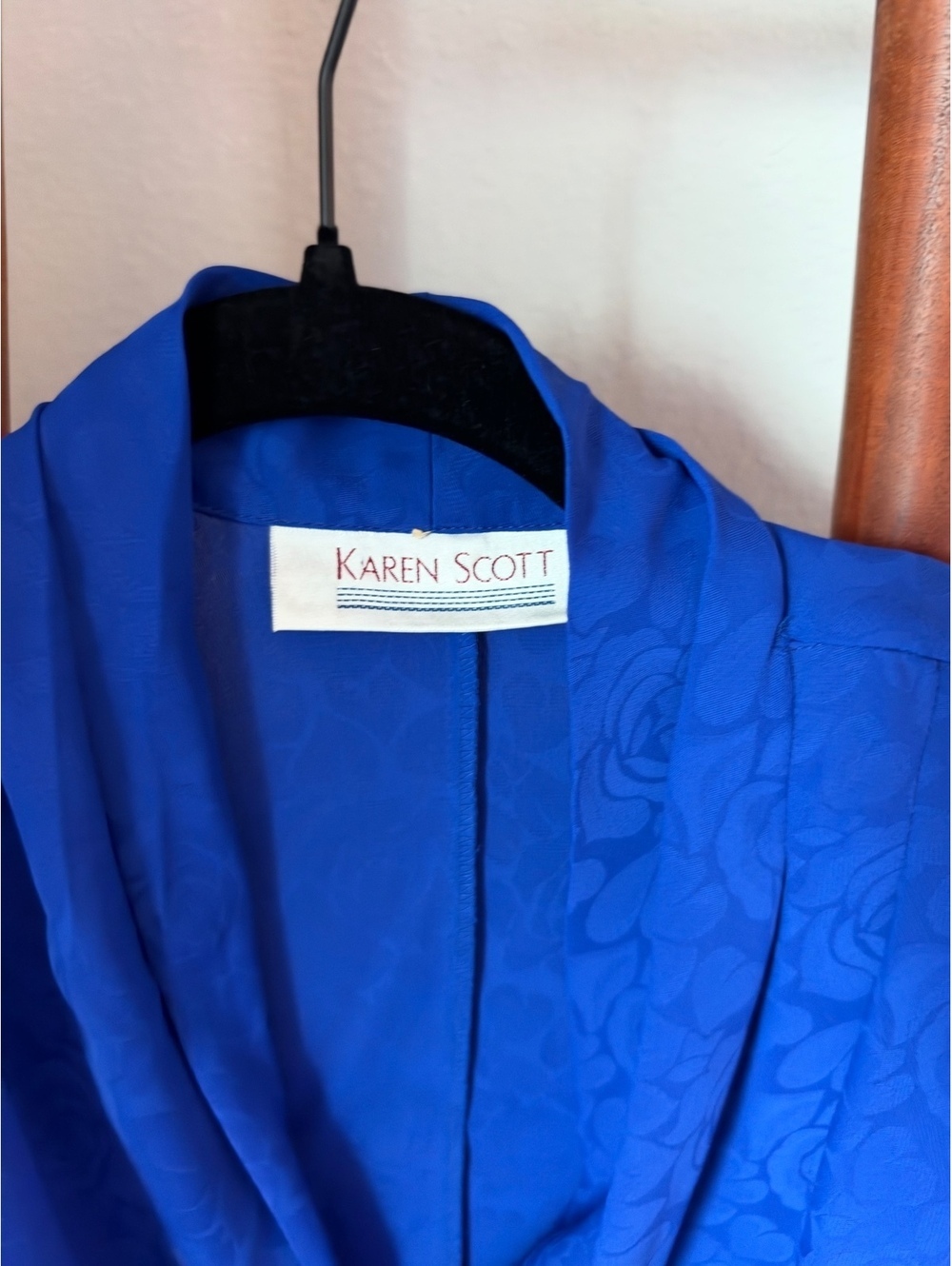 Vintage Karen Scott Cobalt Blue Floral Jacquard Draped Blouse Top Size 12 - Picture 2 of 7